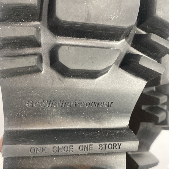 FREE PEOPLE Gee Wawa Ellis Chelsea Boots - Picture 14 of 16